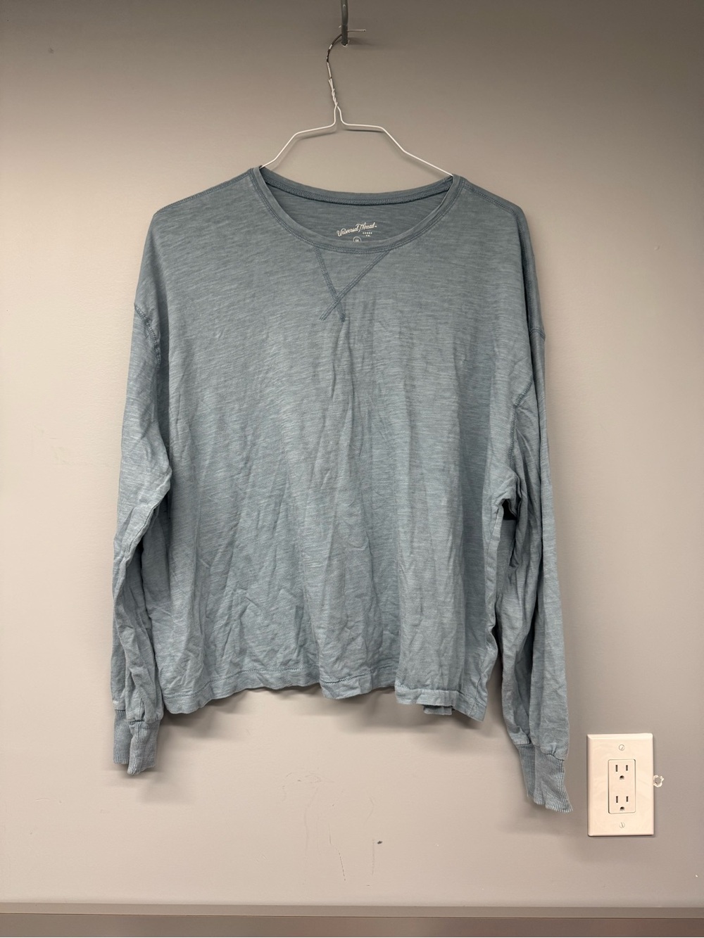 Universal Thread Light Blue Long Sleeve Tee